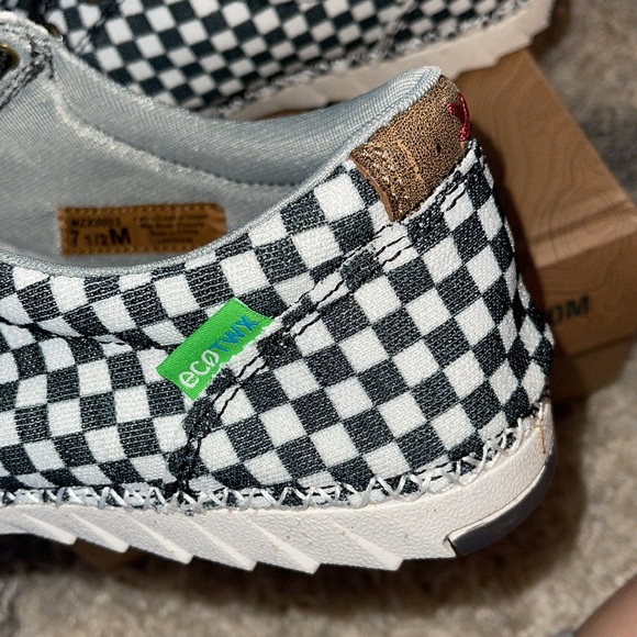 NWOB. Zero X, mens shoe size 7.5 - Picture 8 of 11